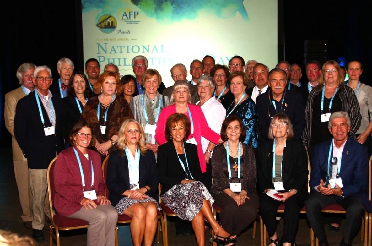 NATIONAL PHILANTHROPY DAY OCT 2017 GROUP CROPPED